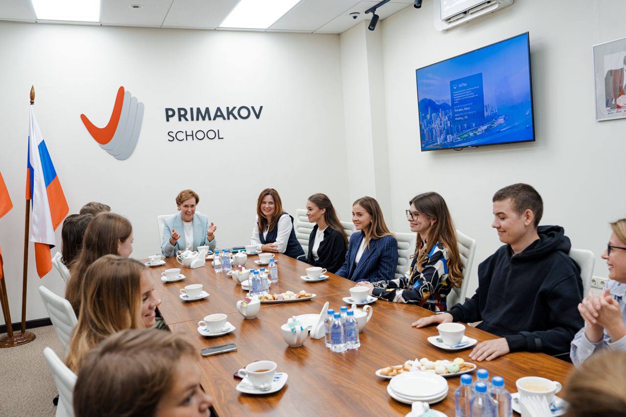 Фотография из жизни сообщества выпускников